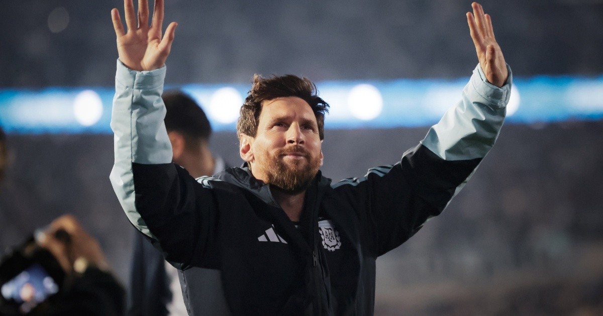 Messi se despide en Rosario: “Para objetivos grandes, grupos fuertes”