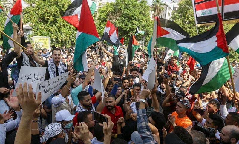 Allanamientos a docentes en Rosario por apoyar a Palestina