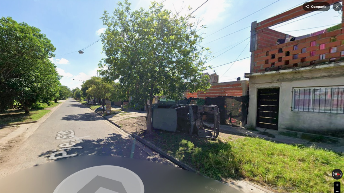 Asalto en zona sur de Rosario: cuatro delincuentes irrumpieron en una casa y se llevaron moto, plata y electrodomésticos