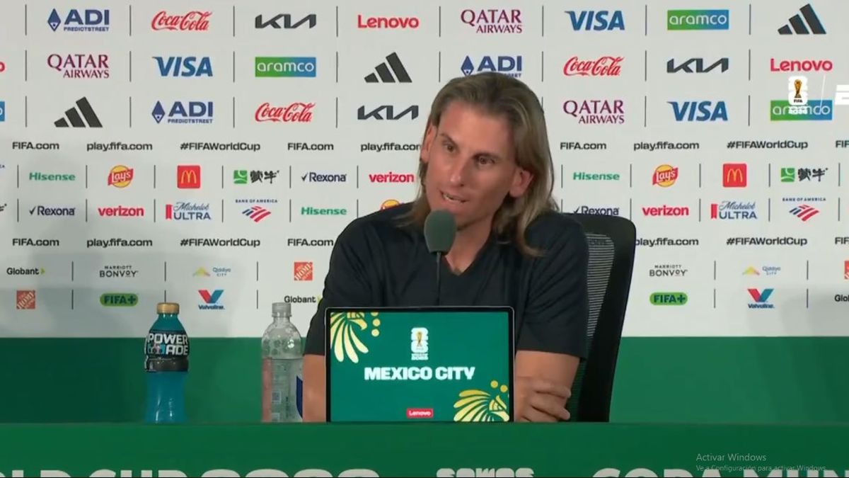 Beccacece renuncia a Ecuador tras caer ante México en el Mundial 2026
