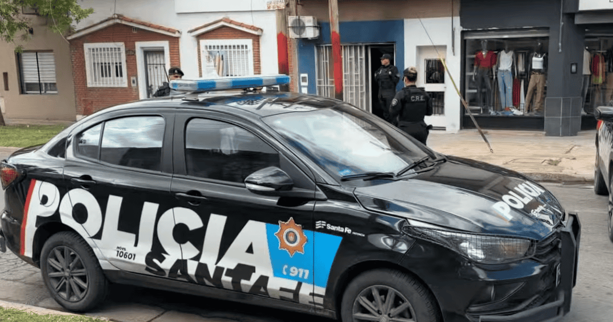 Incendio en zona oeste: murió un hombre de 63 años en un local de Rosario