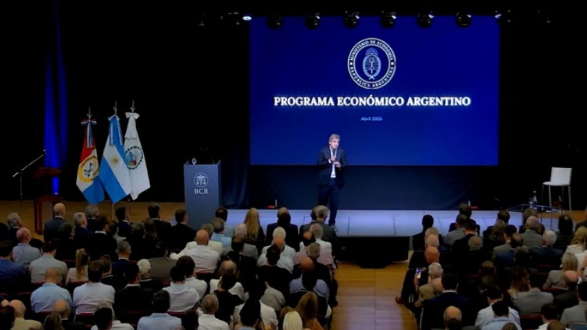Caputo anticipa inflación del 3% en marzo y promete desinflación desde abril