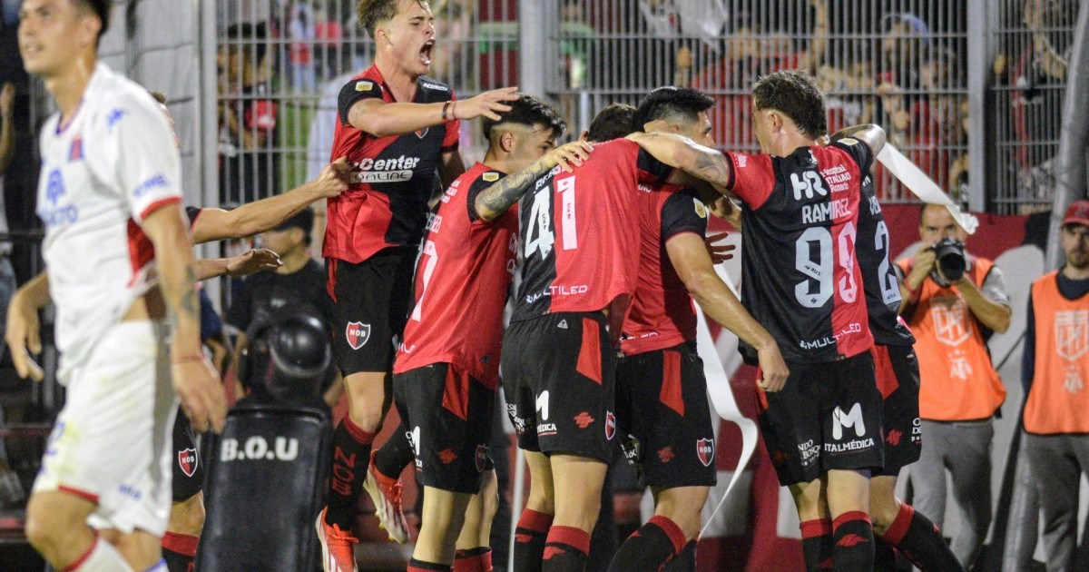 Newell's busca cortar dos rachas negativas ante Banfield en el Coloso