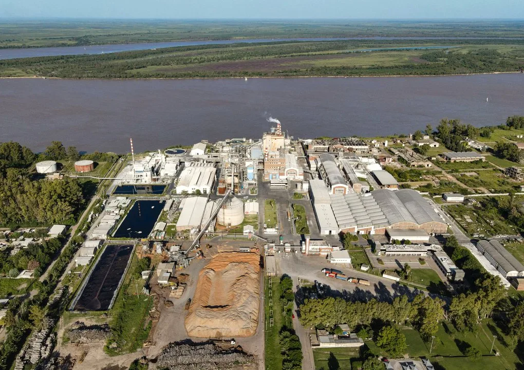 Celulosa Argentina en Capitán Bermúdez: sin gas, sin insumos y pagó la mitad del sueldo