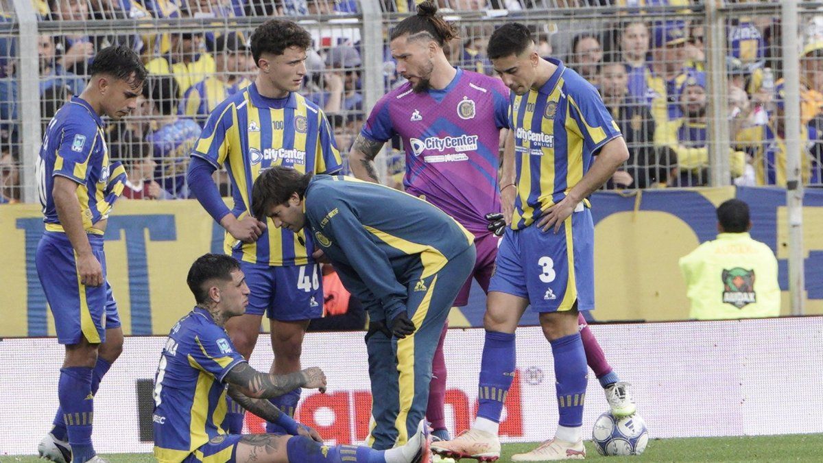 Almirón evalúa repetir equipo de Rosario Central para el choque en Tucumán