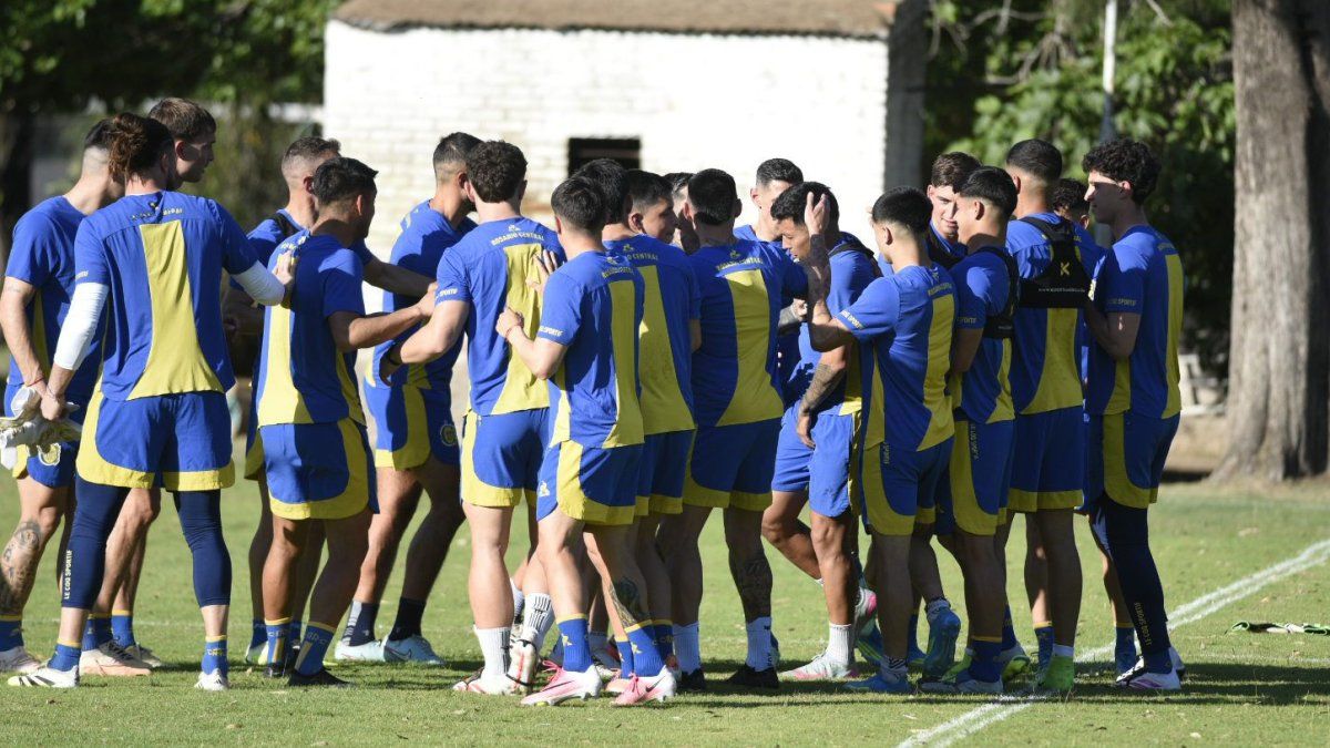 Rosario Central: Almirón prepara cambios y tres juveniles ante Banfield