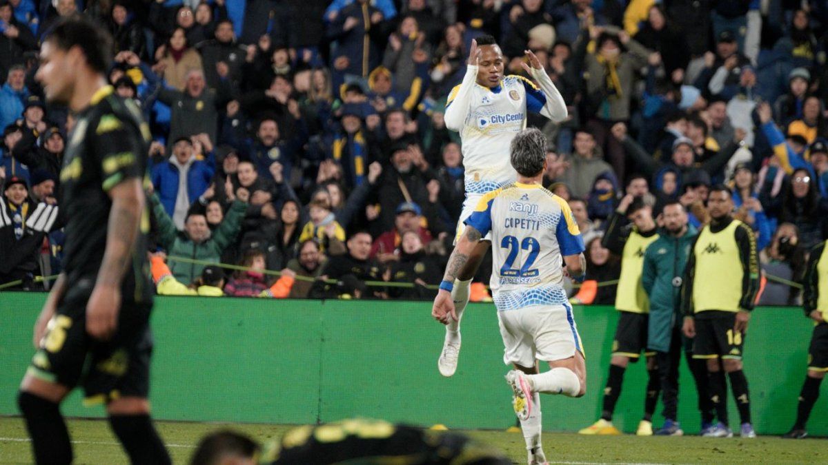 Rosario Central se prepara para la Copa Libertadores ante Corinthians