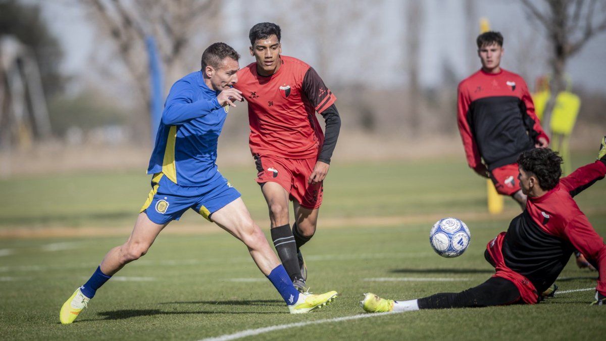 Central ganó sus primeros amistosos en Rosario: goles de Ruben y Di María sin jugar