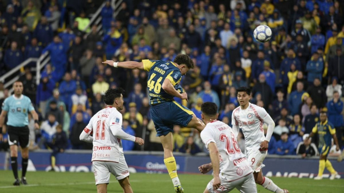 Central venció a Argentinos, lidera y va por la Supercopa Internacional en Rosario