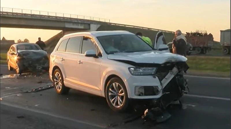 Choque múltiple en autopista Rosario-Córdoba: una rueda suelta causó el accidente