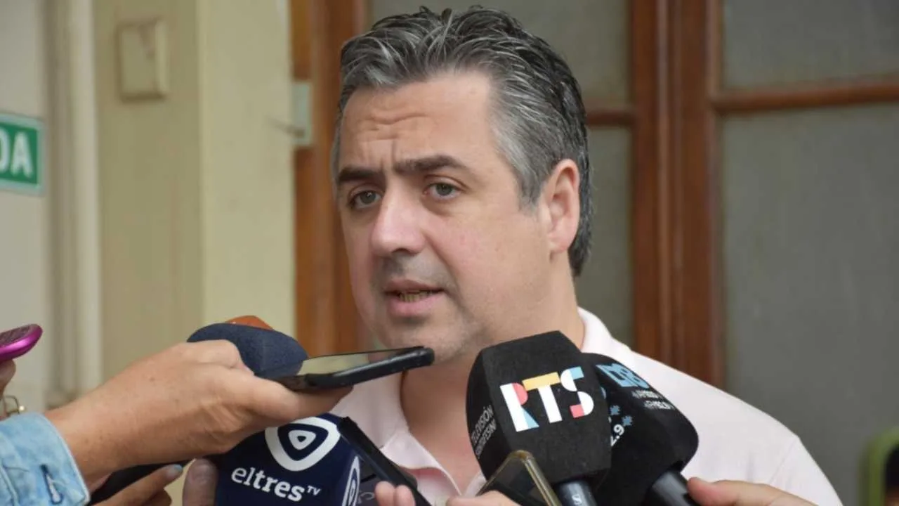 Tres choques en cien metros sobre Circunvalación: el ministro Cococcioni estaba en uno de los autos