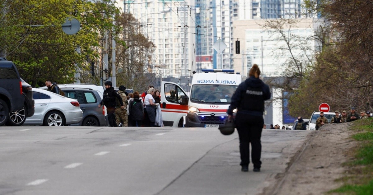 Masacre en Kiev: un hombre mato a 6 personas y tomo rehenes en un supermercado