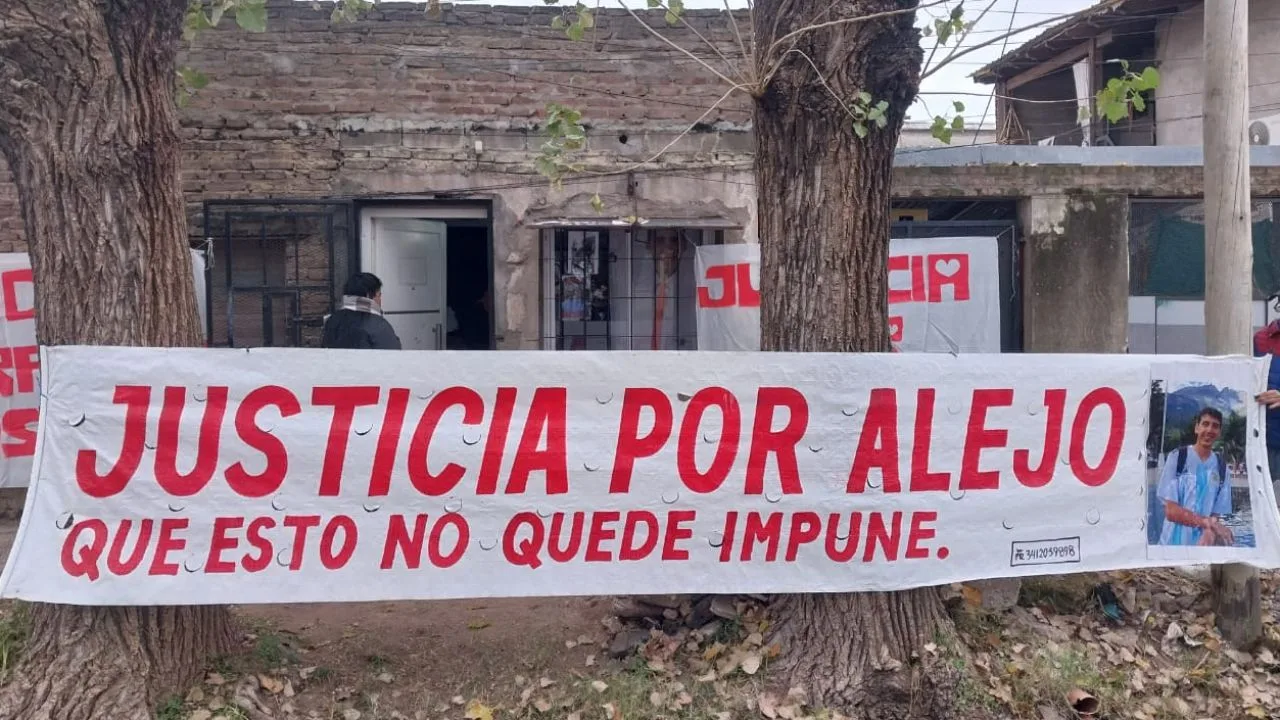 Marcha por Alejo Riveros en Rosario: un año sin justicia tras 35 puñaladas