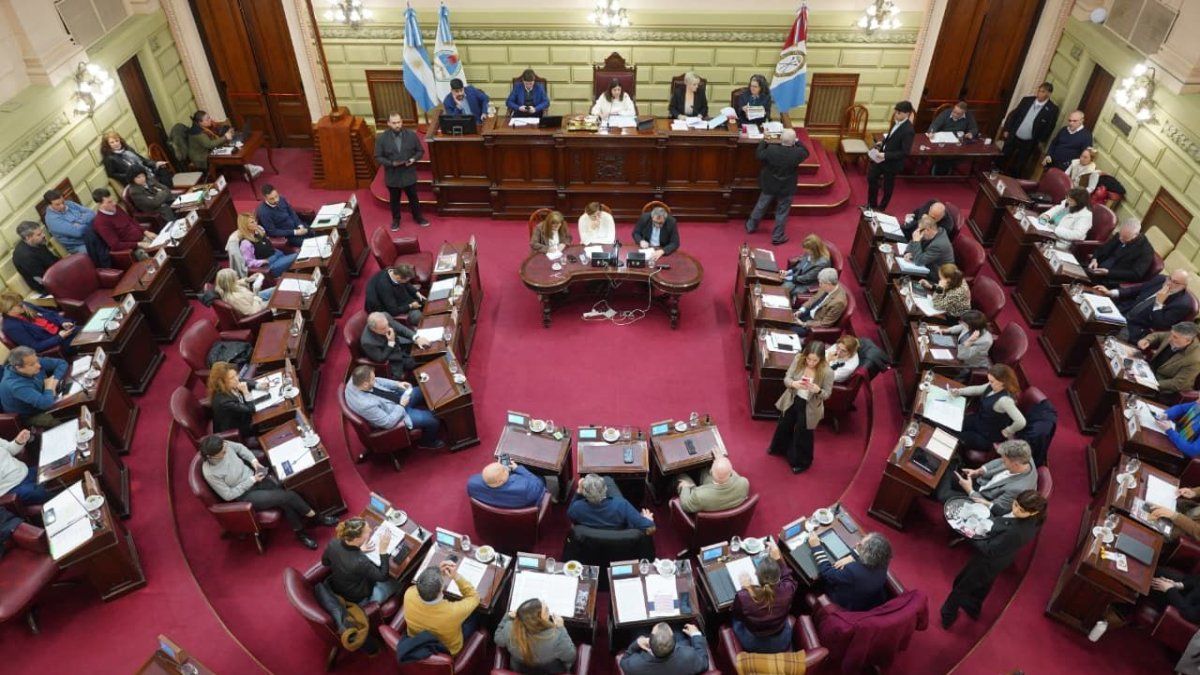Santa Fe: Corral, sobre reforma de seguridad, “no a libro cerrado”