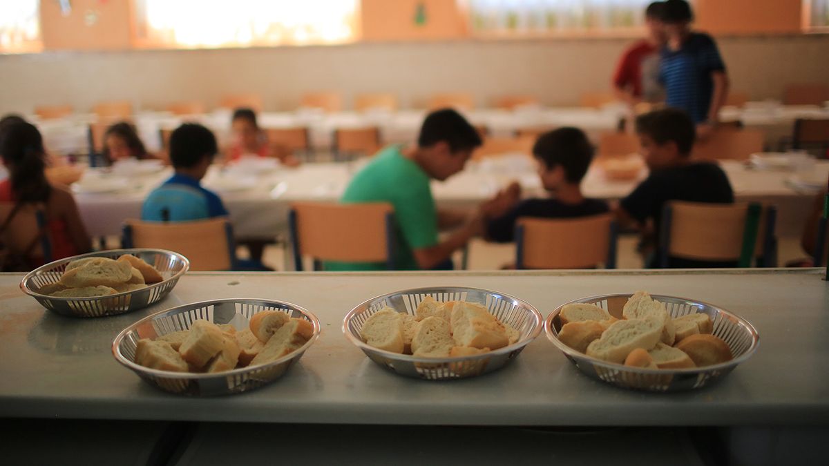 Rosario: las escuelas se vuelven comedores populares ante la crisis social