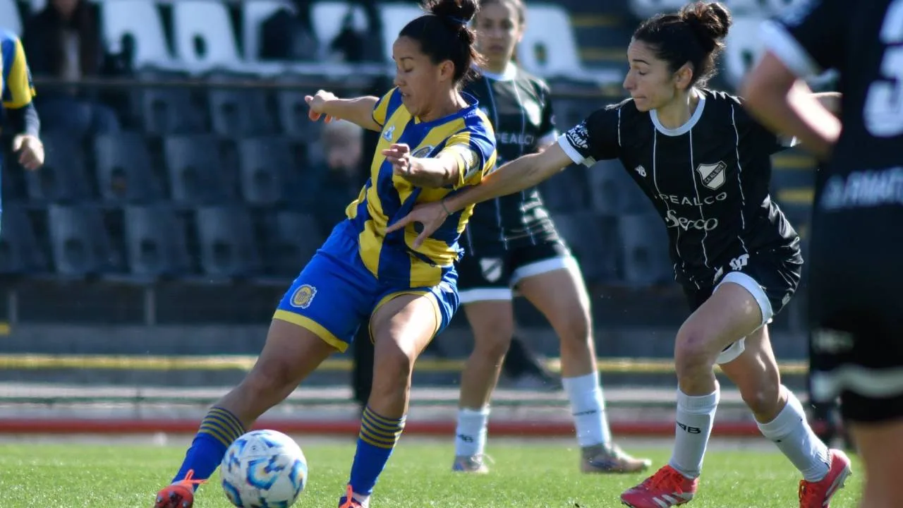 Rosario Central vuelve a Primera: el fútbol femenino Canalla asciende a AFA