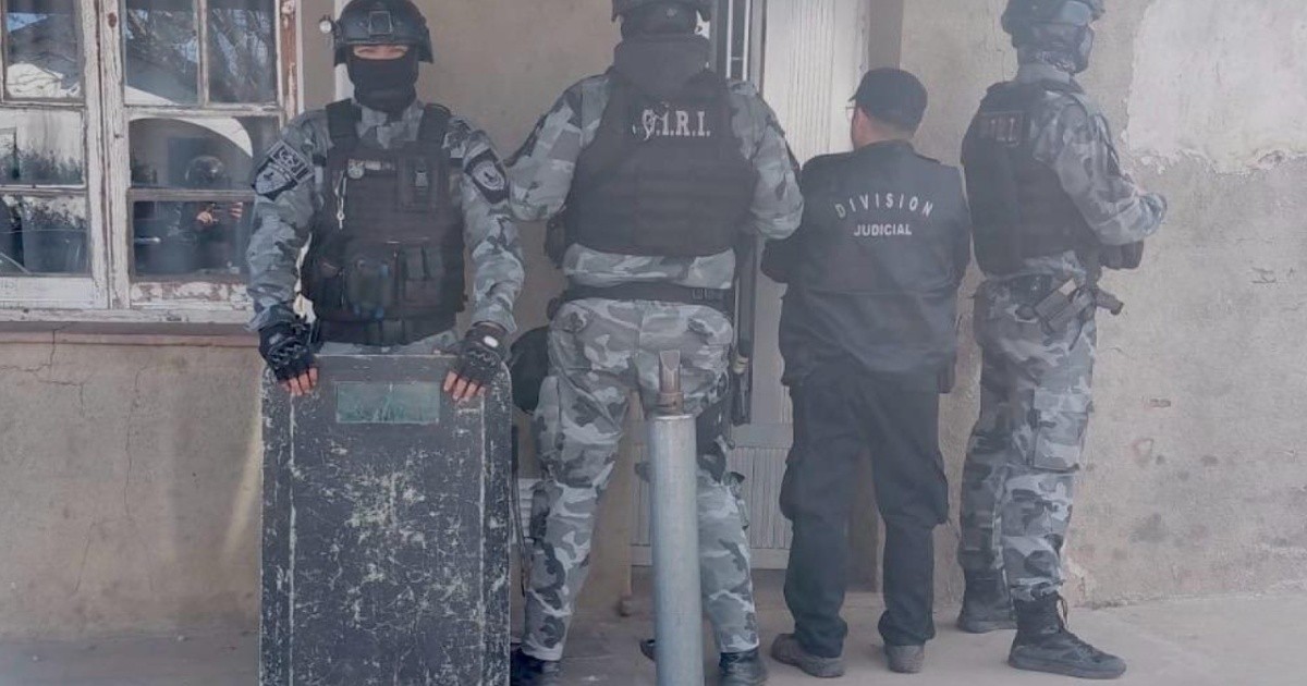 Desbaratan red de delivery de drogas en Zavalla con seis allanamientos simultáneos