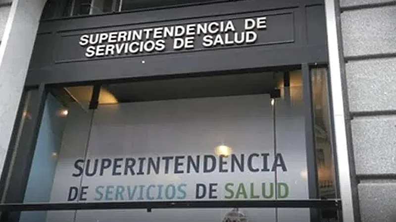 Más de 1,2 millones perdieron cobertura de salud privada desde que asumió Milei