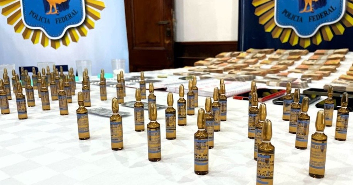 Rosario en alerta: detienen taxista con 300 ampollas de fentanilo paraguayo