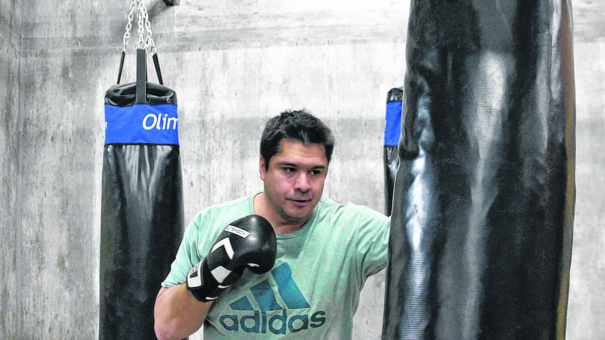 Detuvieron al excampeón de boxeo Matías Vidondo en Rosario por amenazar con un arma