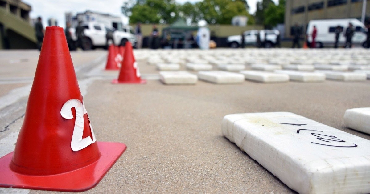 Cayó avión con 400 kilos de cocaína en Santa Fe: hay bolivianos detenidos