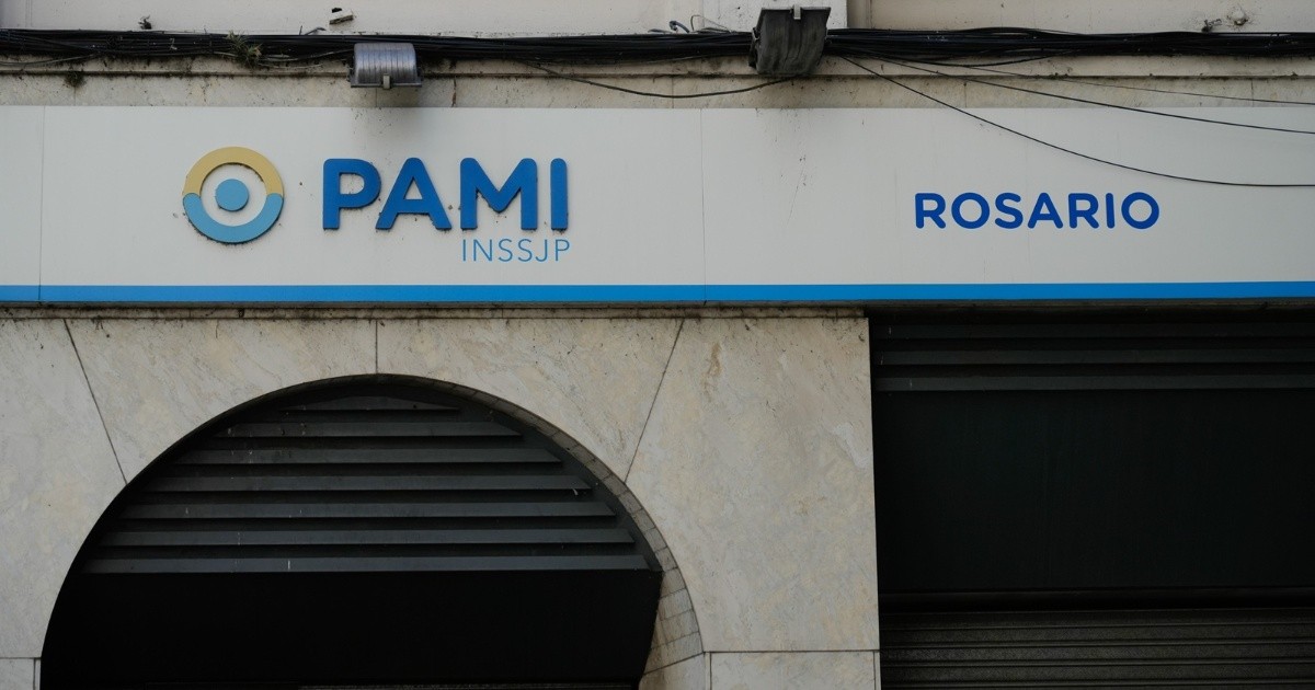 Crisis en Pami Rosario: deuda millonaria, camas cerradas y jubilados sin atención