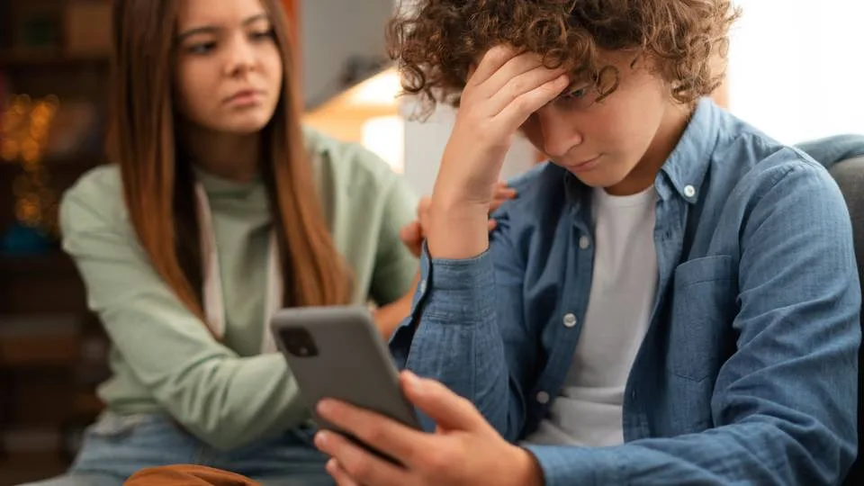 Grooming y acoso online en Rosario: el 40% de los adolescentes lo sufre y casi nadie lo cuenta