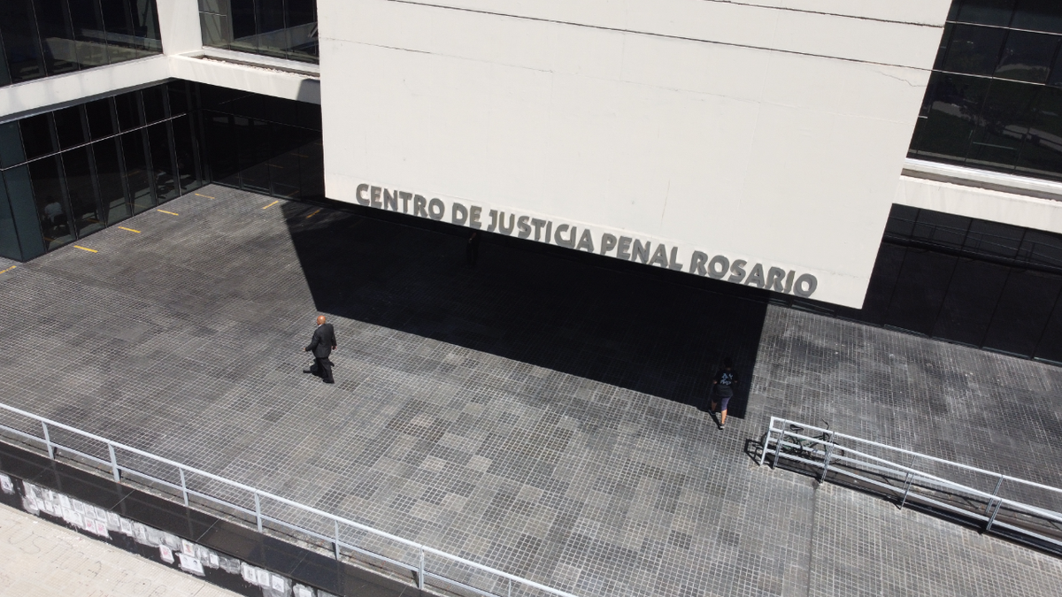 Rosario: prisión para dos acusados de balear a joven tras intento de secuestro