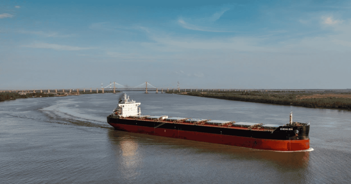 Hidrovía: hoy se define el futuro entre las dragadoras belgas Deme y Jan de Nul