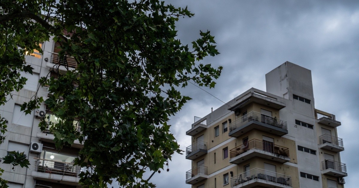 Clima en Rosario: cielo gris y posibles lluvias aisladas este martes