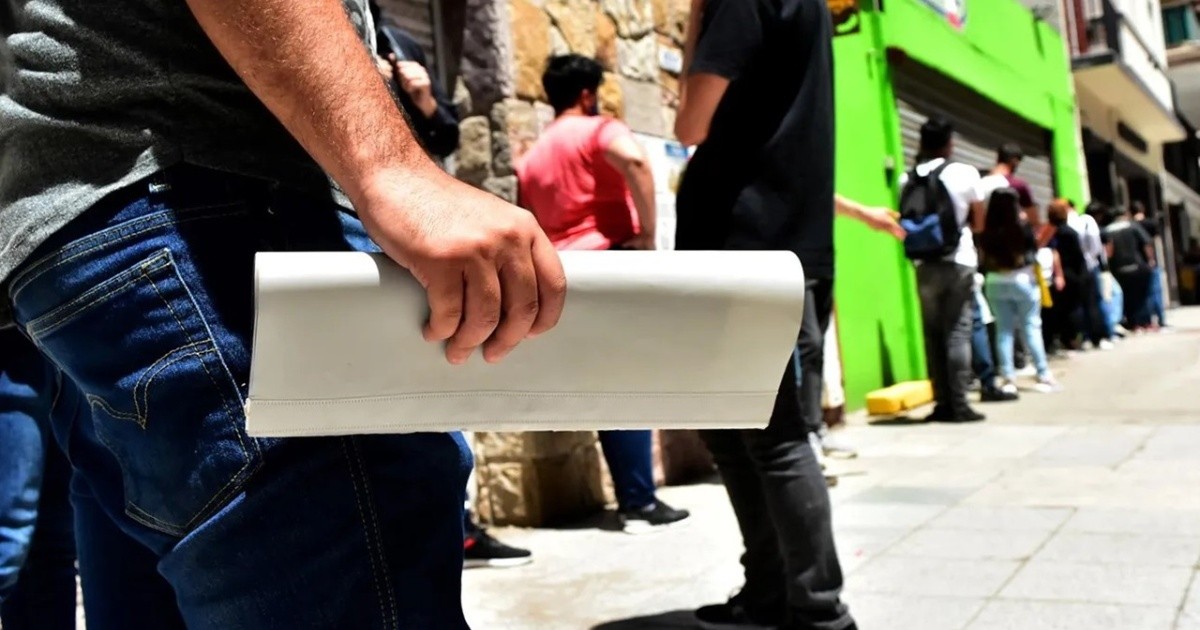 Santa Fe pierde 1.400 empleos formales: el sector privado cae 14 meses