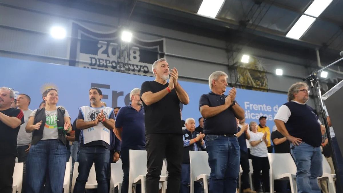Sindicatos de Rosario presentan programa contra la crisis con aumento salarial