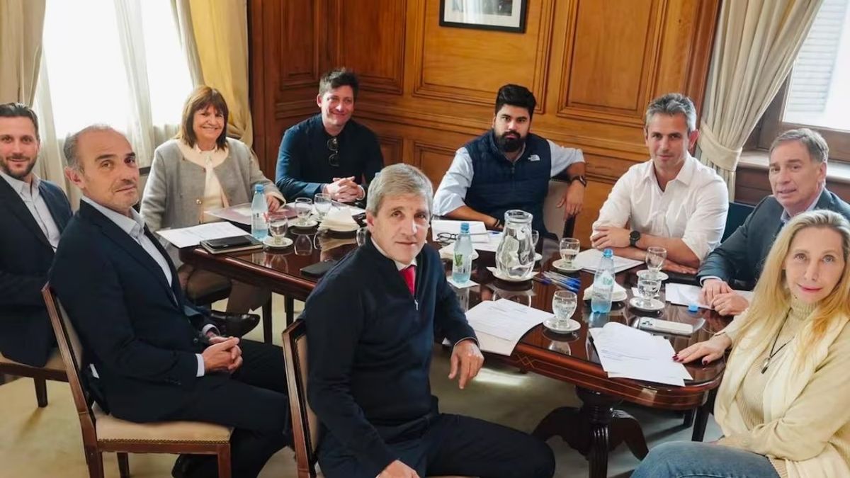 El gobierno nacional reunió su mesa política: agenda legislativa, El Niño y el FMI