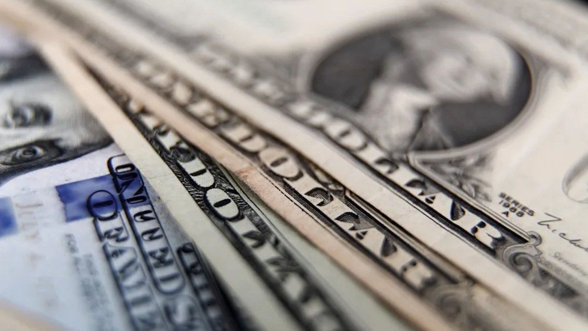 El gurú rosarino del blue ve al dólar en $1.550 y advierte dónde invertir