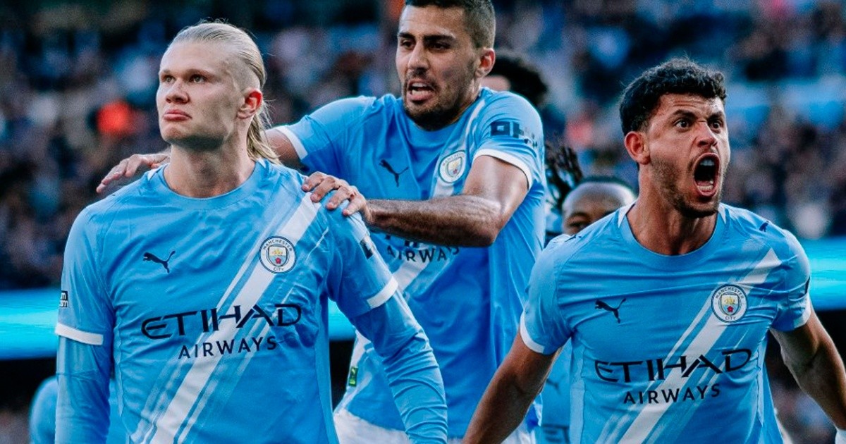 Manchester City acorta distancias con Arsenal en la Premier League