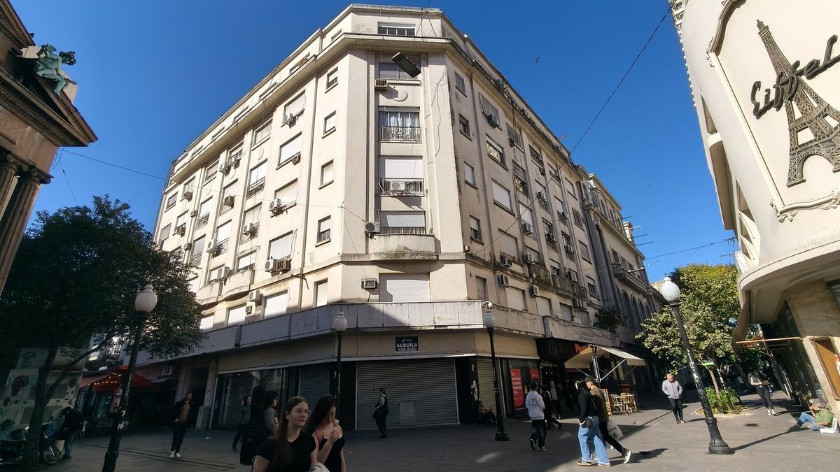 Rosario: edificios de oficinas del microcentro se convierten en viviendas
