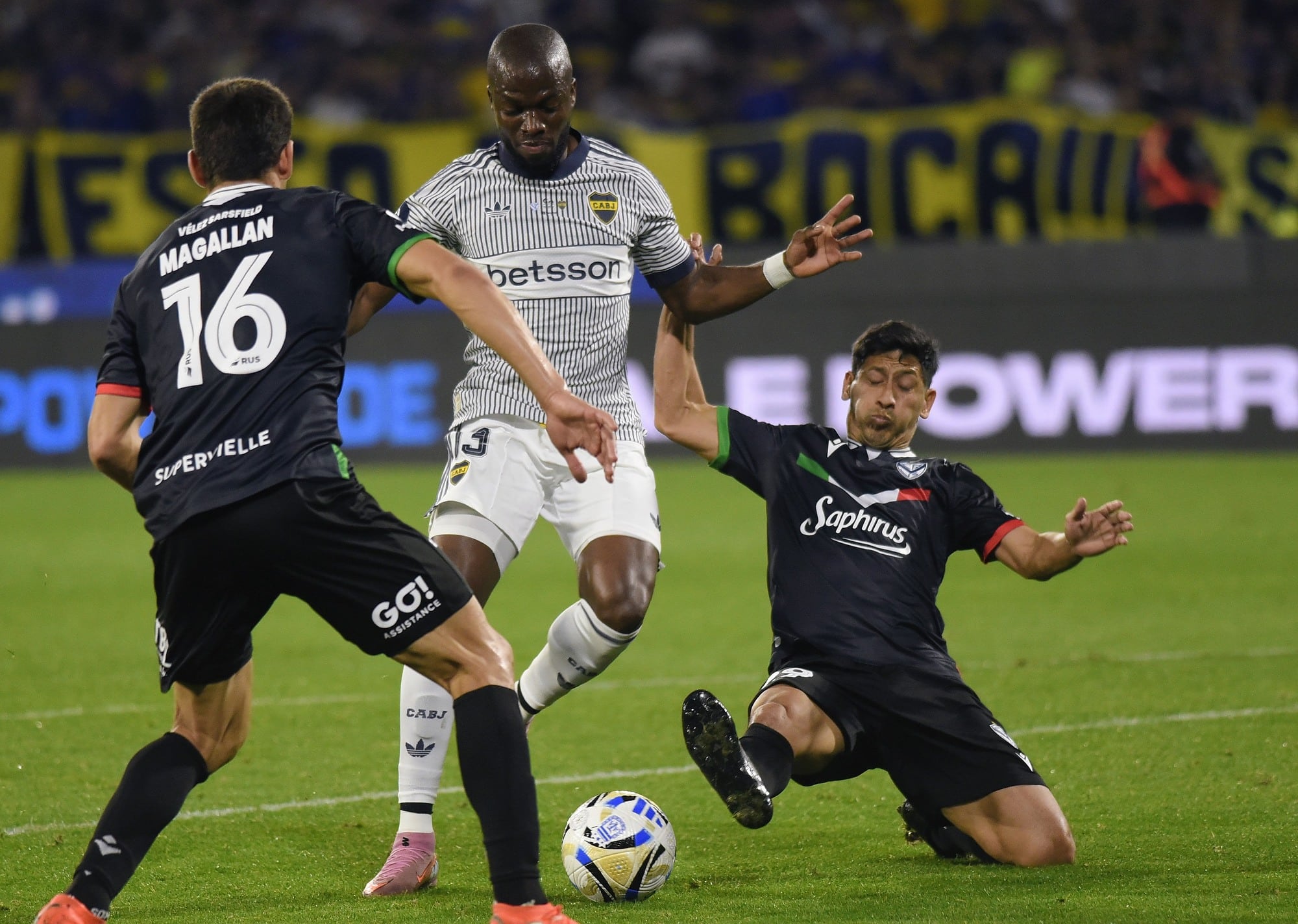Boca vs Racing en Rosario: AFA confirmó el partido y rechazó el recurso de Vélez
