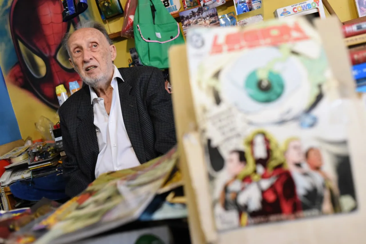 Cierra Tótem Comics en Rosario: se va un templo de 40 años de historietas