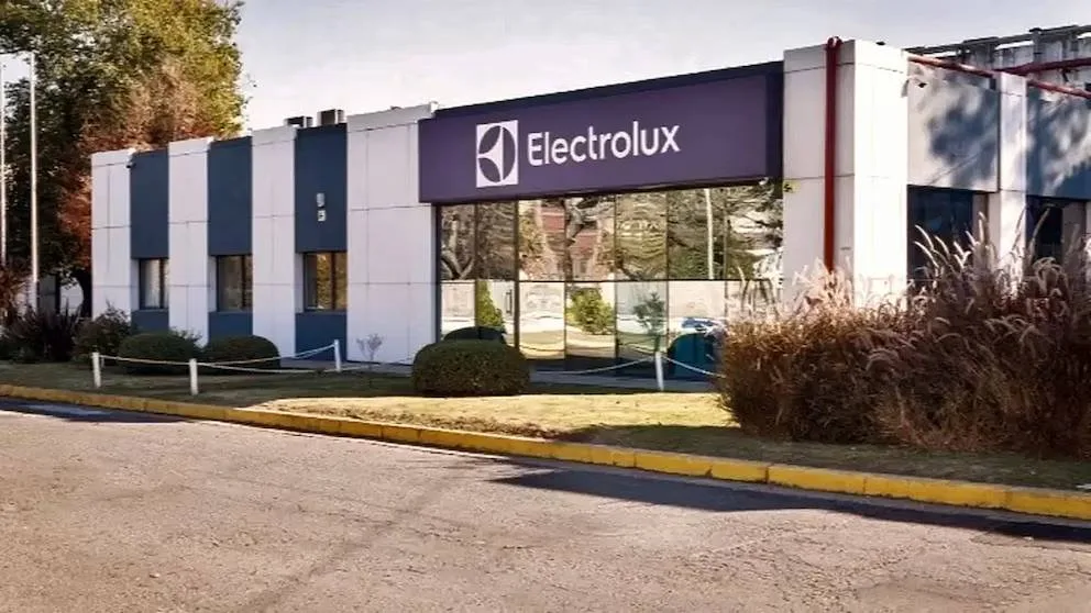 Electrolux cierra producción de heladeras en Rosario: 100 empleos en riesgo
