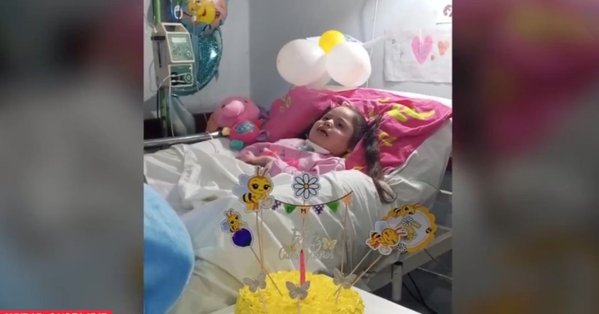 Emily tiene 6 años y vive en un hospital de Rosario: su papá pide una vivienda