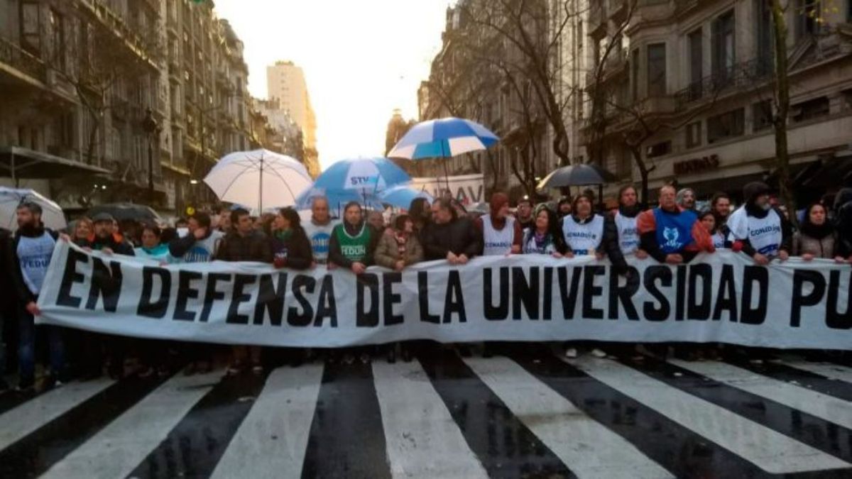 Multa diaria al gobierno por la ley universitaria: el dato
