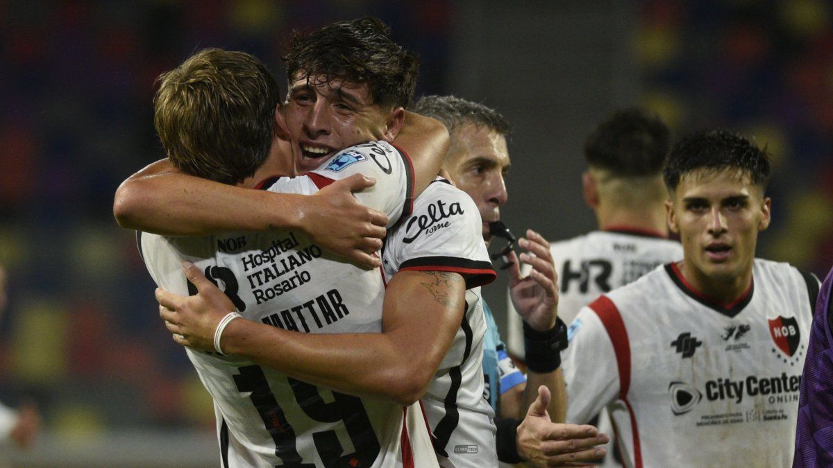 Newell's tiene un problema con sus delanteros: todos convierten pero nadie se viste de goleador