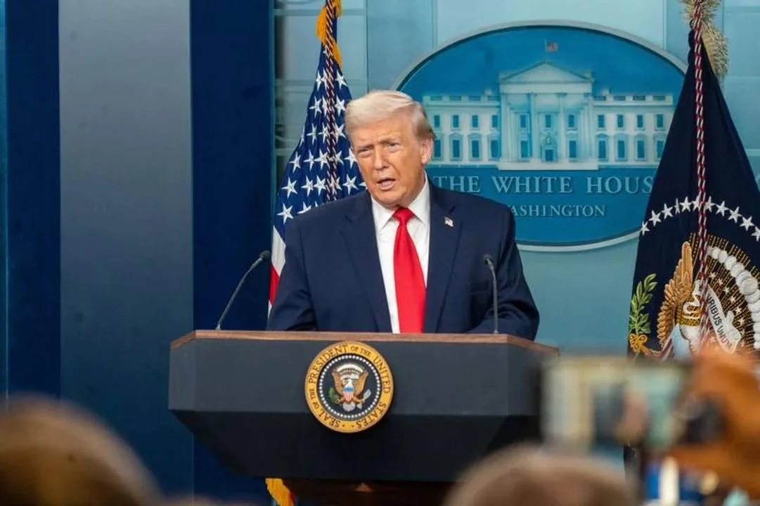 Trump advierte que una civilización morirá mientras evalúa alto el fuego