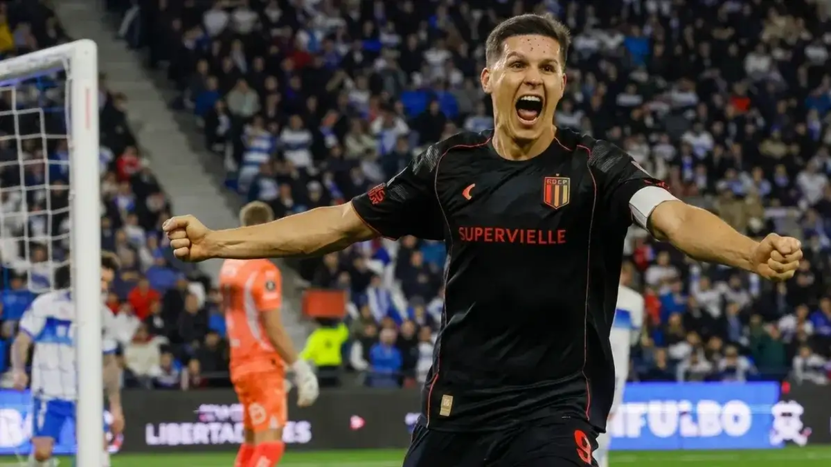 Estudiantes aplastó a U. Católica y espera al ganador de Central vs. Corinthians