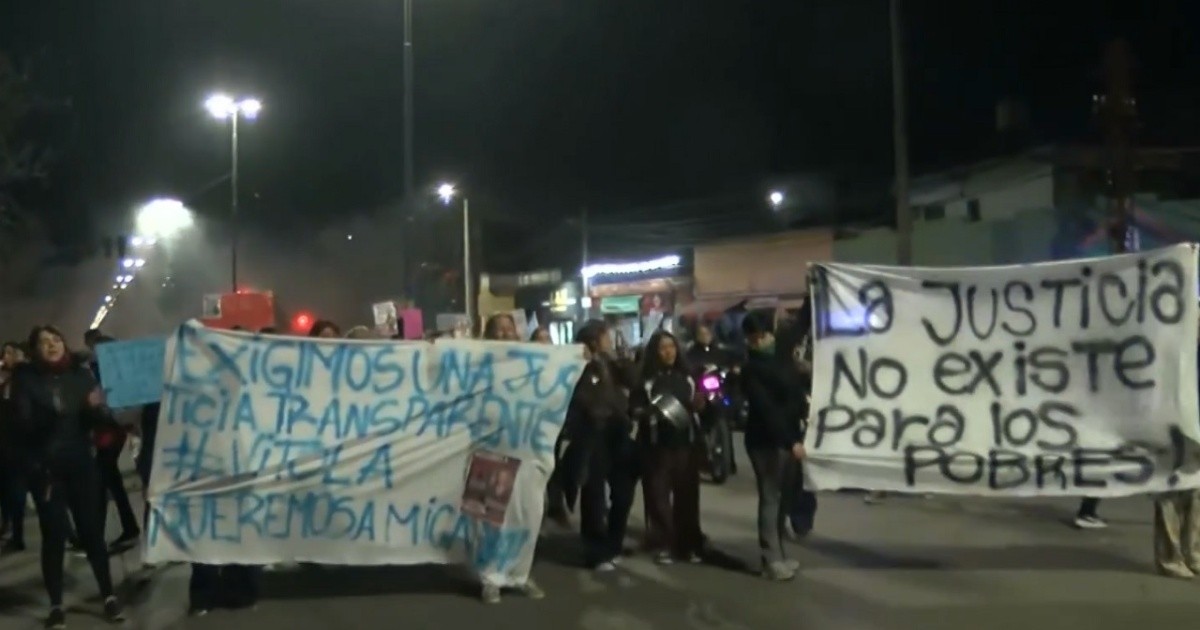 A 20 días de su desaparición, la familia de Micaela Albornoz volvió a marchar en Rosario