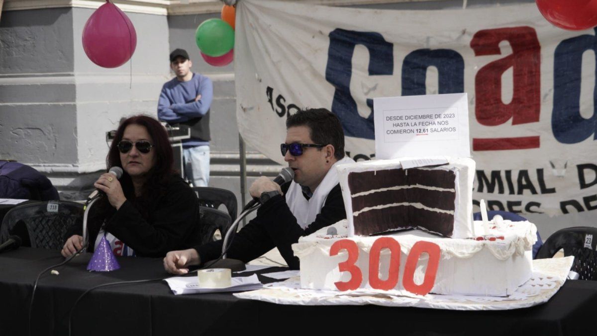 UNR: docentes protestan 300 días sin cumplir la ley de financiamiento universitario en Rosario