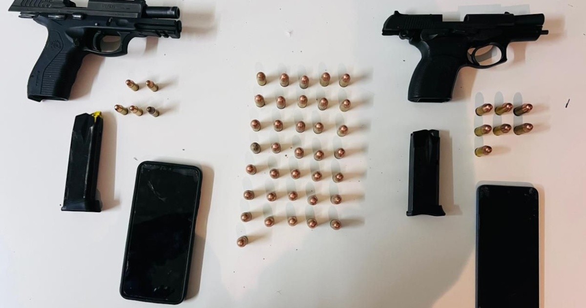 Rosario: detuvieron a pareja que viajaba en Uber con bebé y dos pistolas