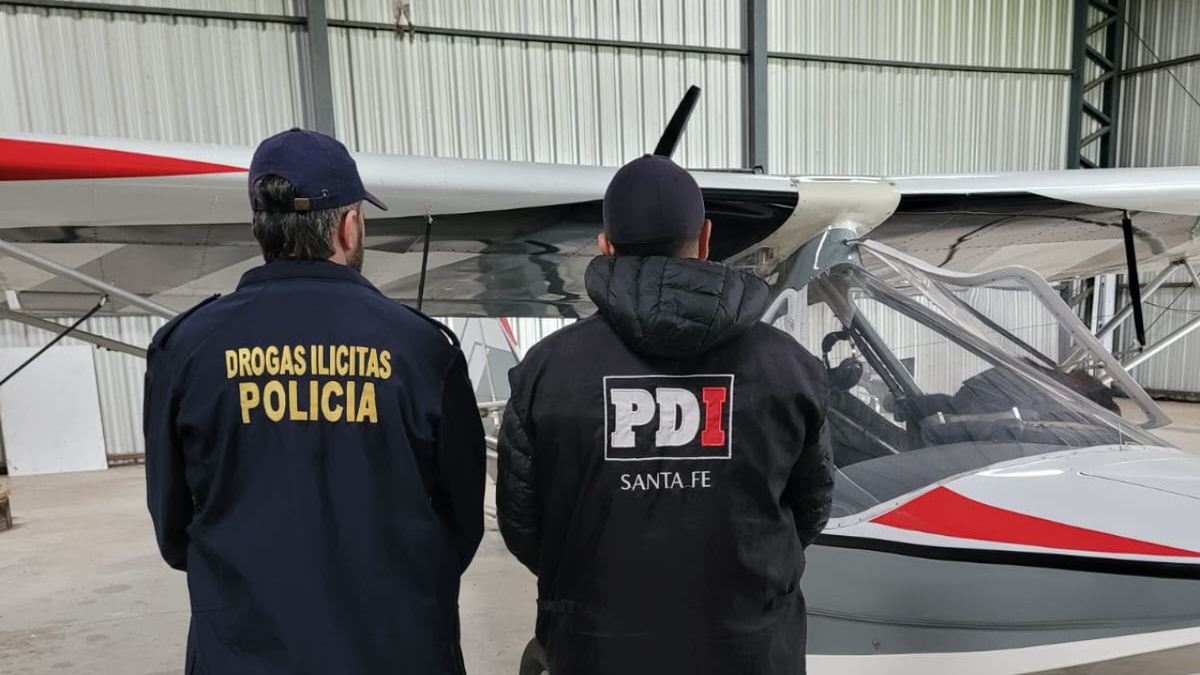 Incautaron en Alvear una avioneta vinculada al narcotráfico en Santa Fe
