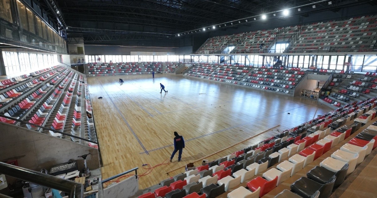 Se inaugura el estadio Invencible Rosario en el Parque Independencia