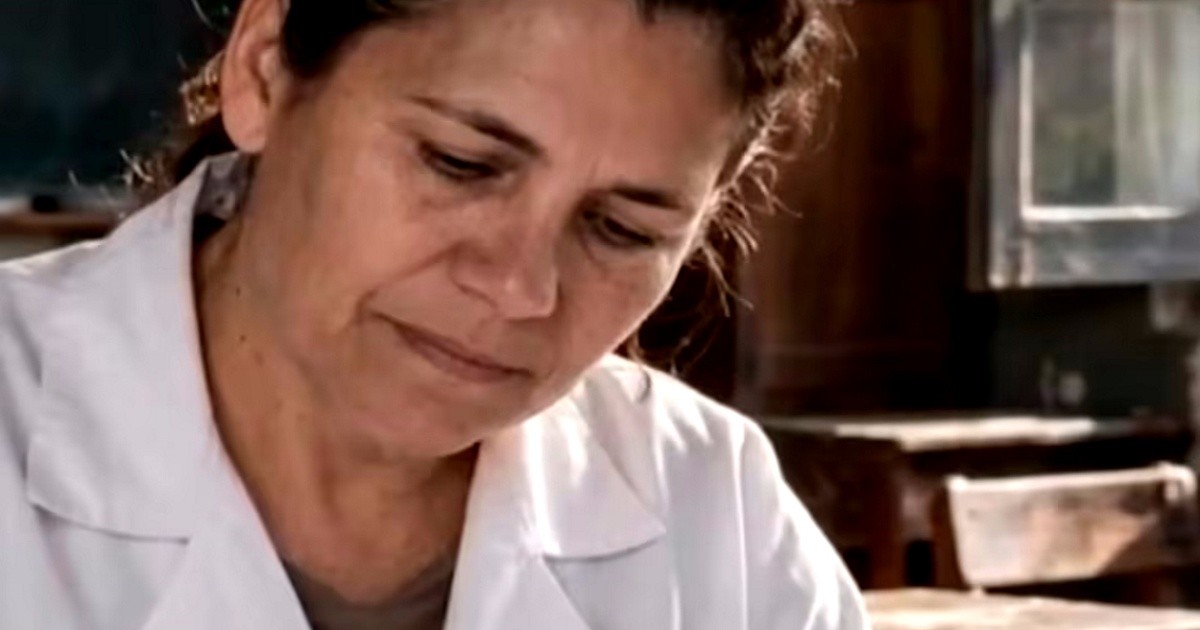 Docentes de Rosario paran y se movilizan por el femicidio de Nancy Godoy